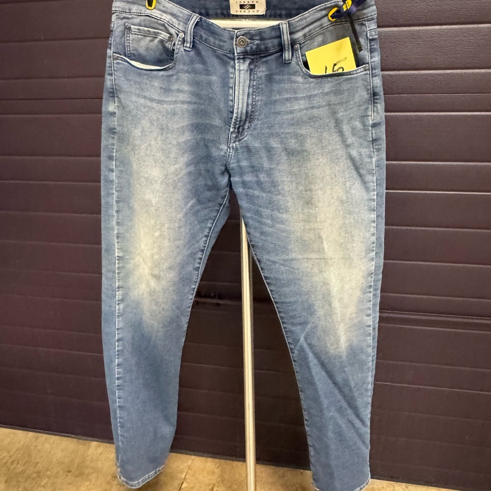 Joseph Abboud Light Blue Slim Jeans